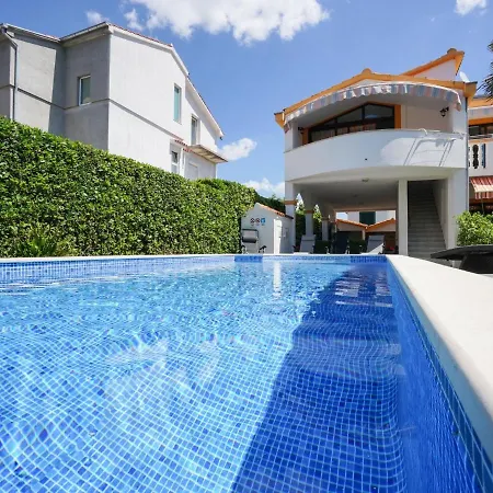 Holiday Home Petra Bibinje
